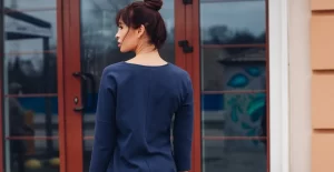 navy color for light skin